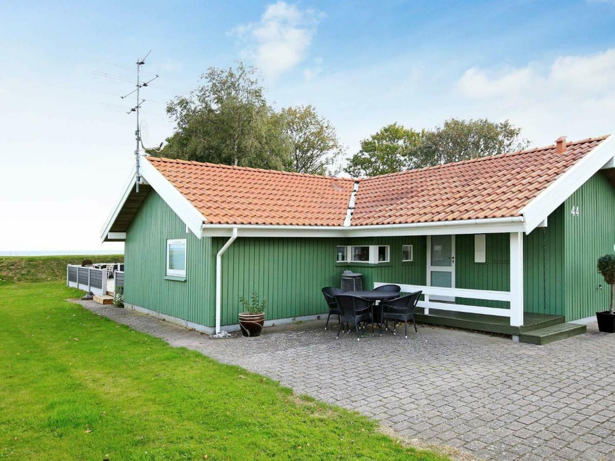 6 Person Holiday Home In Otterup Exterior foto
